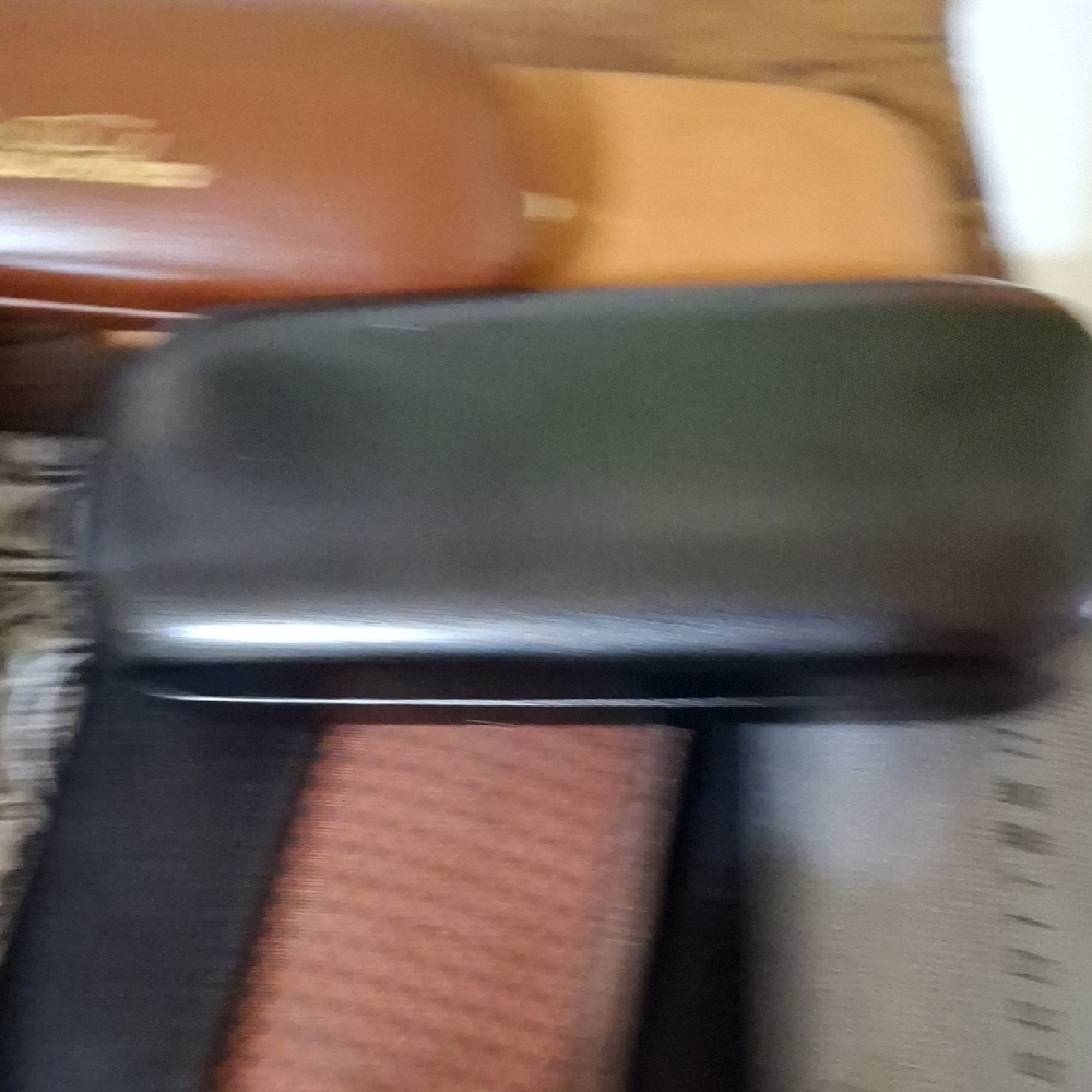 Assorted Eyeglass Cases Collection 21 Cases - Picture 4 of 6